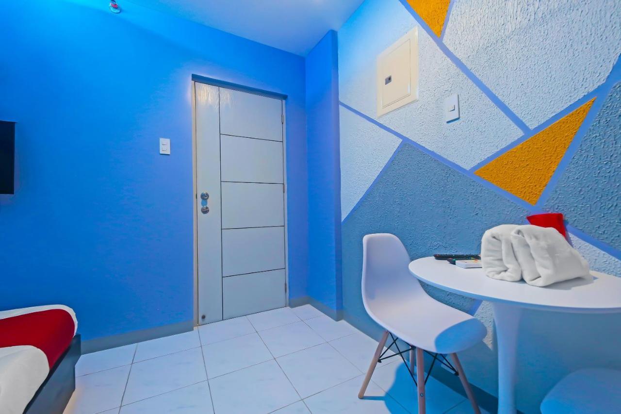 Oyo 896 Silverio Suites Manila Eksteriør bilde